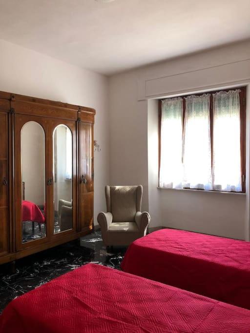 Casa Indipendente Zona Centrale La Maddalena  Exteriör bild