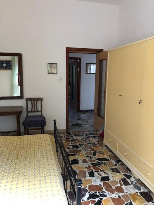 Casa Indipendente Zona Centrale La Maddalena  Exteriör bild